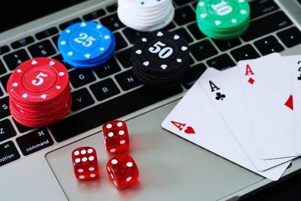 batman 688 Blackjack Dragon Tiger မြန်မာ Live Casino ဇယားများ